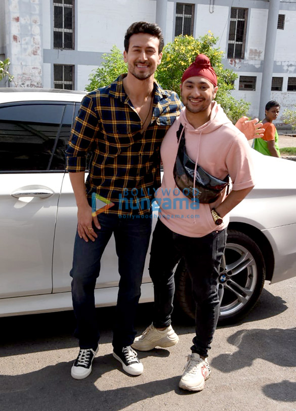 tiger shroff tara sutaria ananya pandey and harsh beniwal snapped during student of the year 2 promotions 3