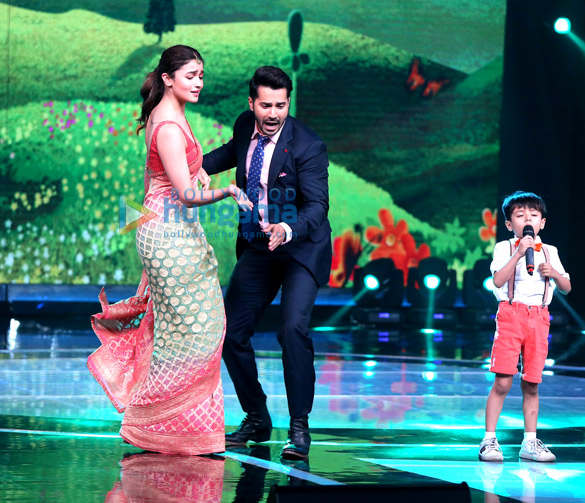 varun dhawan and alia bhatt snapped on the sets of saregama lil champs 1