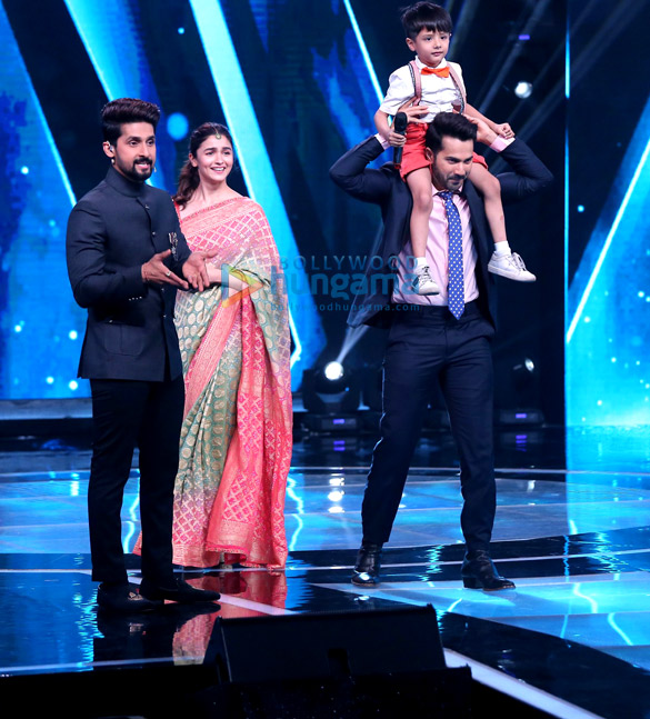 varun dhawan and alia bhatt snapped on the sets of saregama lil champs 6