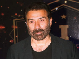 Sunny Deol and his convoy meet with an accident near Gurdaspur National Highway Sunny Deol and his convoy meet with an accident near Gurdaspur National Highway