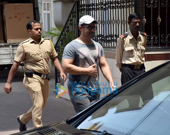 aamir khan spotted in bandra 5 2