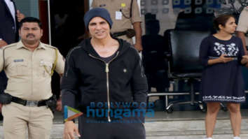 Photos: Akshay Kumar, Kangana Ranaut and others snapped at the airport