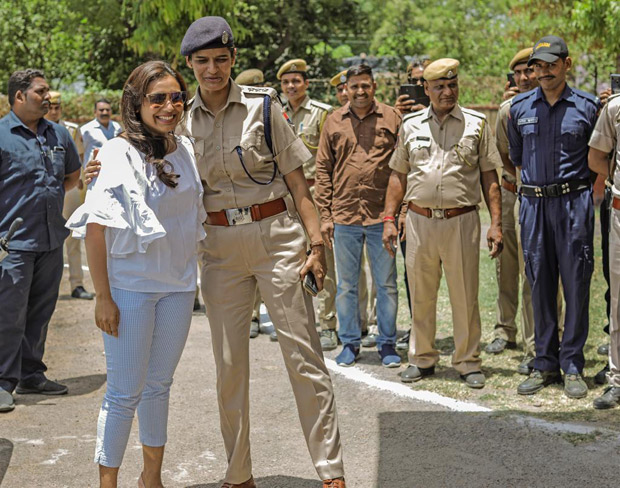 Amid filming for Mardaani 2, Rani Mukerji meets the police force at Kota! 