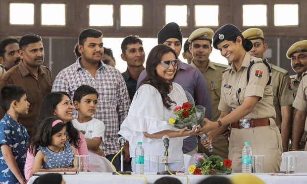 Amid filming for Mardaani 2, Rani Mukerji meets the police force at Kota! 