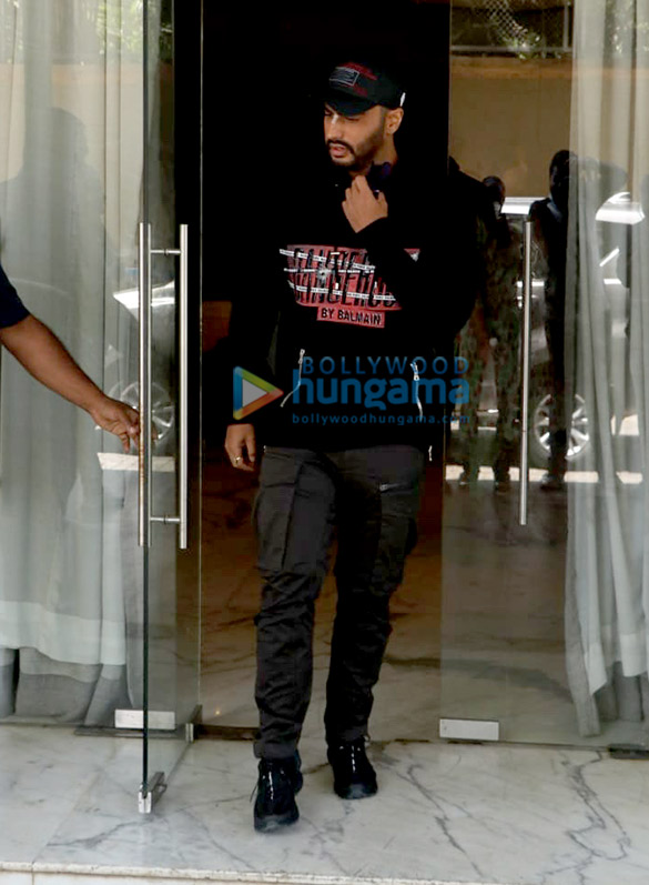 arjun kapoor snapped promoting his film indias most wanted at jw marriott in juhu 3