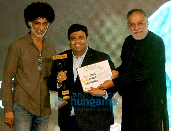 asha bhosle ankita lokhande moushmi chatterjee received 10th newsmakers achievers award 2019 5