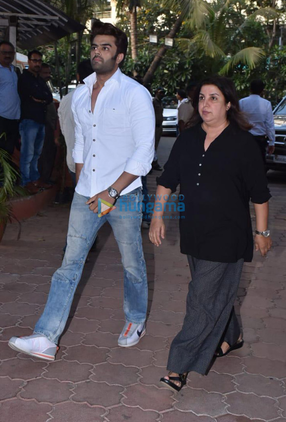 celebs attend prayer meet of ajay devgns father veeru devgan 29