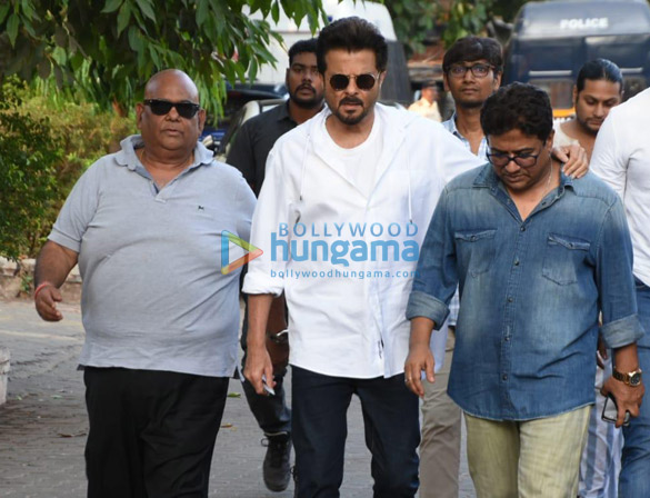 celebs snapped at ajay devgns house arriving to pay their condolence 127