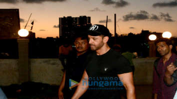 Hrithik Roshan snapped at the Versova jetty