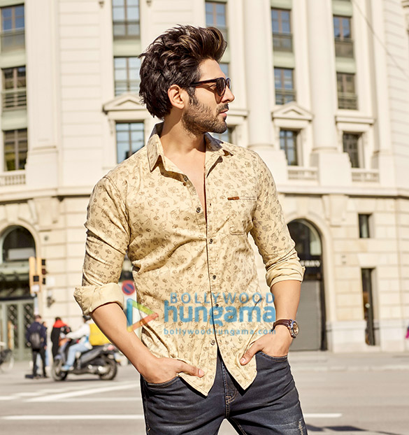 kartik aaryan 5 4