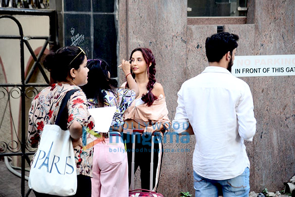 nora fatehi snapped at an ad shoot in bandra 5