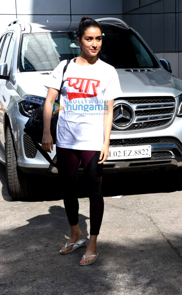 photos shraddha kapoor nora fatehi and remo dsouza spotted at a dance class 2