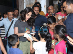 Photos: Kareena Kapoor Khan spotted post a shoot in Matunga