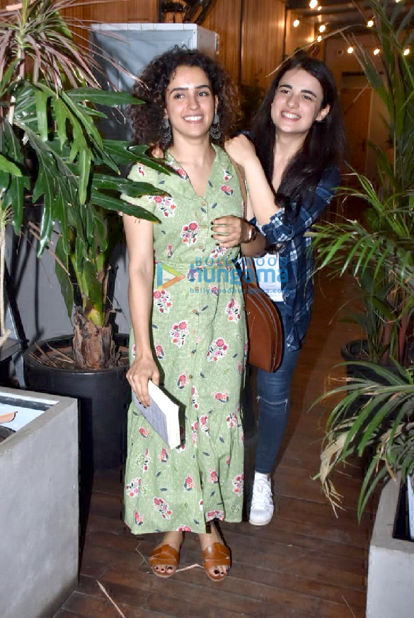photos sanya malhotra and radhika madan snapped at the kitchen garden in juhu 3