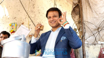 Photos: Vivek Oberoi snapped at a tea stall during PM Narendra Modi promotions