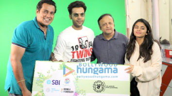 Rajkummar Rao, Asif Bhamla, Shaan & Saher Bhamla at the shoot of Bhamla Foundation’s anti air pollution anthem #HawaAaneDe