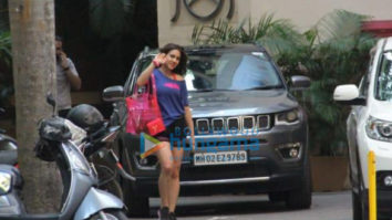 Sara Ali Khan snapped at the gym in Bandra