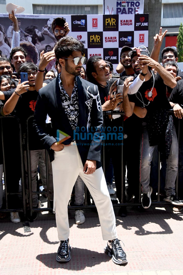 shahid kapoor kiara advani sandeep reddy vanga grace the trailer launch of kabir singh 5