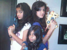 THROWBACK THURSDAY: Ananya Panday celebrates Suhana Khan’s 19th birthday with throwback photo recreating Charlie’s Angels iconic pose with Shanaya Kapoor
