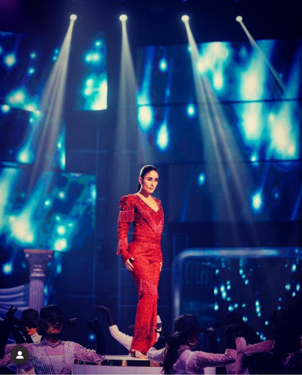 HOTNESS! Kareena Kapoor Khan sizzles in her RED HOT AVATAR in opening act of Dance India Dance