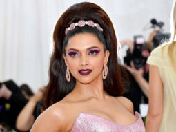 Deepika Padukone enjoying a bicycle ride with a childlike smile in New York will make you wanna be a child again! (watch video)