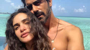 Arjun Rampal and girlfriend Gabrielle Demetriades take off to Maldives for babymoon and the photos are oh-so ROMANTIC!!!