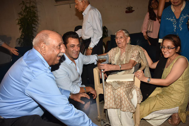 Salman Khan hosted a special screening of Bharat for families that went through the 1947 partition and we have new found respect for him!