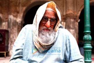 Movie Stills Of The Movie Gulabo Sitabo