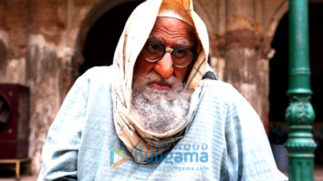 Movie Stills Of The Movie Gulabo Sitabo