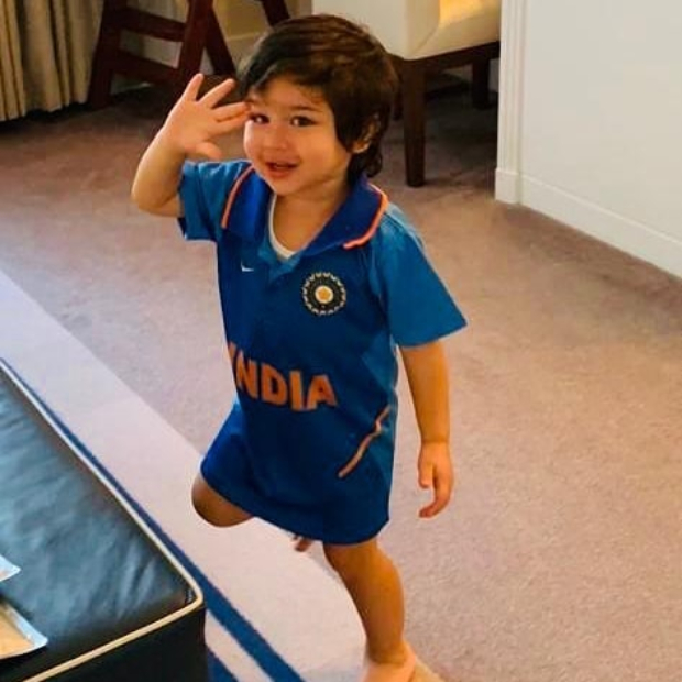 INDIA vs PAKISTAN: Taimur Ali Khan makes cute appearance in Indian jersey, mom Kareena Kapoor Khan & aunt Karisma Kapoor cheer for the team