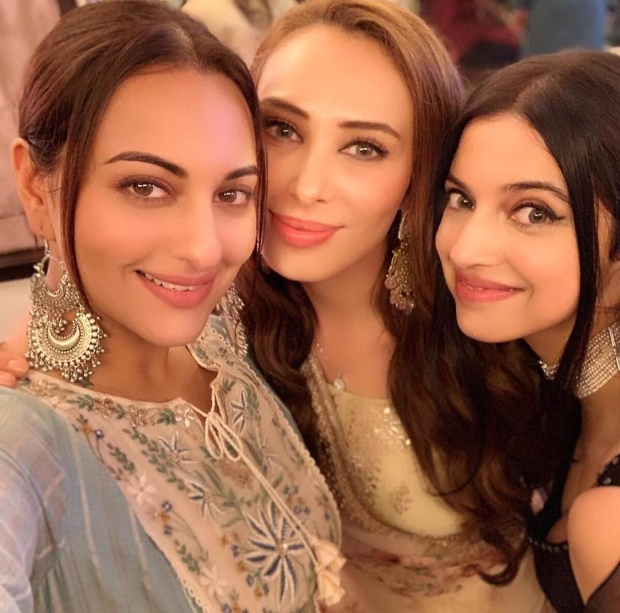 INSIDE PHOTOS: Salman Khan hosts Eid party, Sonakshi Sinha, Shatrughan Sinha, Katrina Kaif, Iulia Vantur among others attend the grand celebration