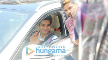 Photos: Ishaan Khatter snapped at a signal in Bandra