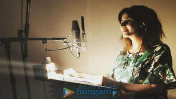 on the sets of the movie Mission Mangal