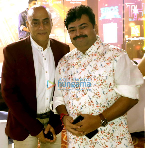 photos celebs grace 1st celeb m awards 13