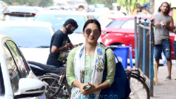 Photos: Kiara Advani, Malaika Arora and Twinkle Khanna spotted in Bandra