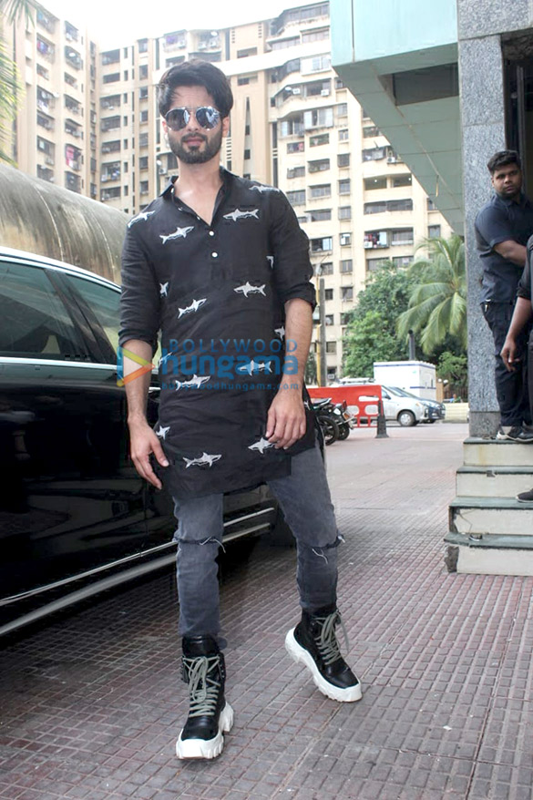 photos shahid kapoor and kiara advani visit citimall pvr for kabir singh 4