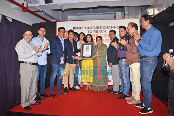 photos t series cmd bhushan kumar snapped at certificate presentation of guinness world records tm 5
