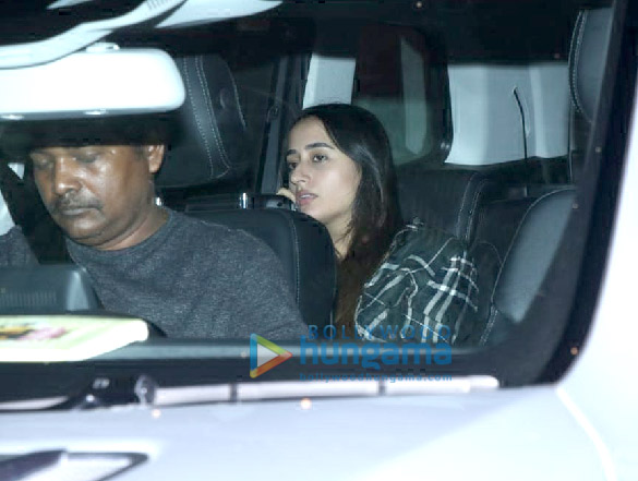photos varun dhawan and natasha dalal spotted in juhu 2