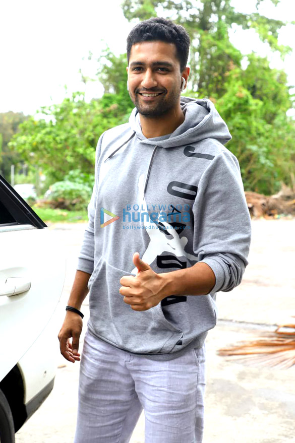 photos vicky kaushal spotted in versova 3