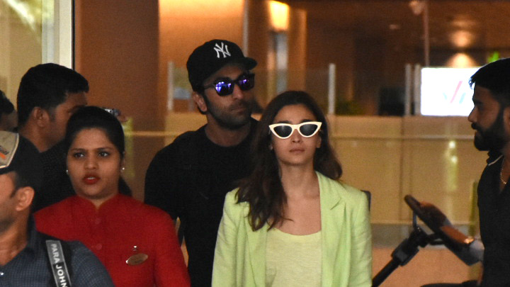 Ranbir Kapoor & Alia Bhatt return after Brahmastra shoot in Banaras