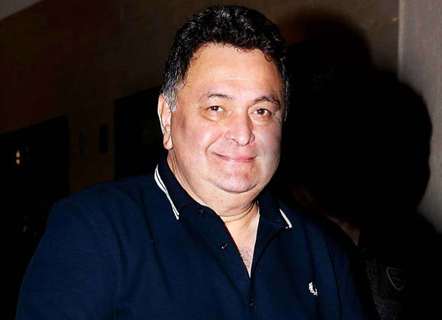 Rishi Kapoor introduces us to the new ICC Cricket World Cup trophy and Twitter is applauding him for it! Rishi Kapoor introduces us to the new ICC Cricket World Cup trophy and Twitter is applauding him for it!