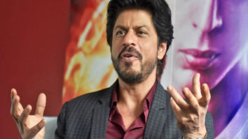 This old video of Shah Rukh Khan speaking about India is heart-touching and relevant even today!