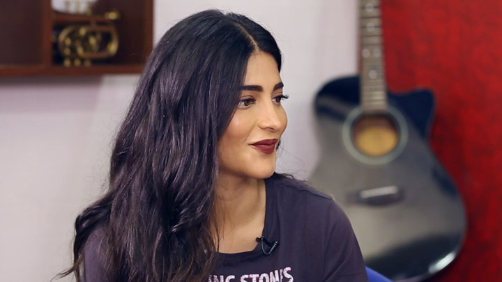 Shruti Haasan REVISITS Pleasant School Memories | Back To School | Pranks | Favourite Food Shruti Haasan REVISITS Pleasant School Memories | Back To School | Pranks | Favourite Food