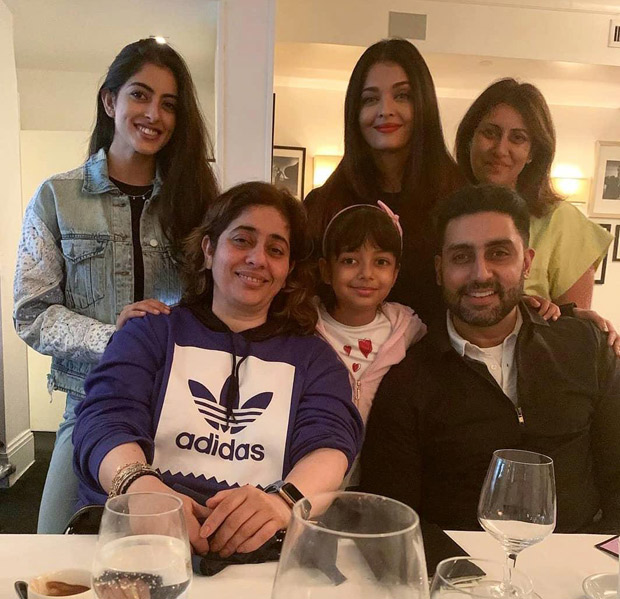 Navya Nanda Naveli enjoys this perfect FAMJAM moment with Abhishek Bachchan, Aishwarya Rai Bachchan and Aaradhya in New York! 