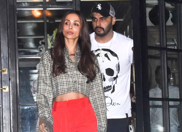 Malaika Arora shuts down trolls like a BOSS; speaks up on why age doesn’t matter when it comes to DATING Arjun Kapoor! Malaika Arora shuts down trolls like a BOSS; speaks up on why age doesn’t matter when it comes to DATING Arjun Kapoor!