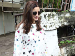 Alia Bhatt spotted at Kromakay salon in Juhu