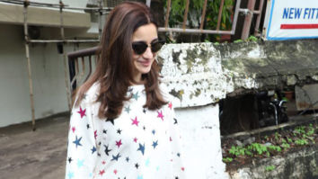 Alia Bhatt spotted at Kromakay salon in Juhu