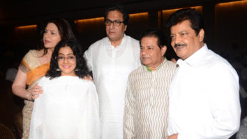 Celebs attend prayer meet of Anup Jalota’s mother Kamla Jalota