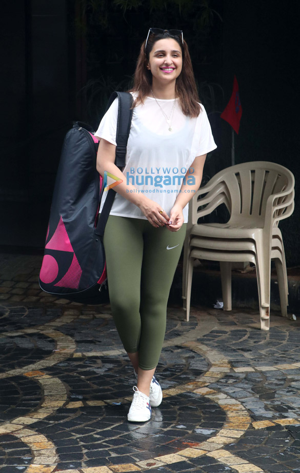 photos aditi rao hydari and parineeti chopra spotted at the gym 2