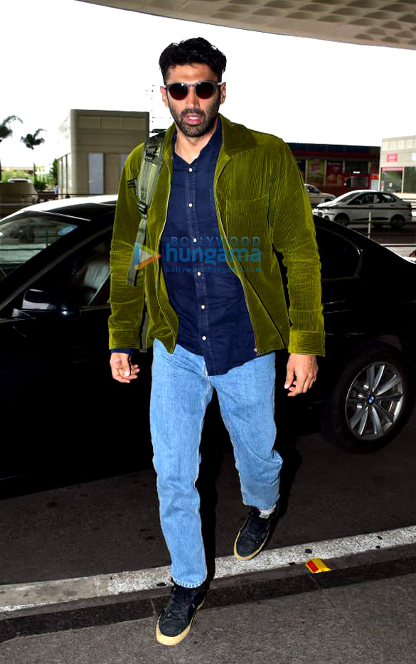 photos alia bhatt aditya roy kapur and others snapped at the airport 2